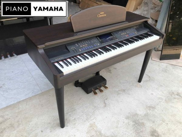 Yamaha CVP-105