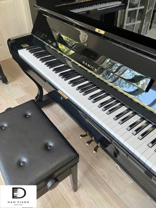 Piano Cơ Samick SU121SF