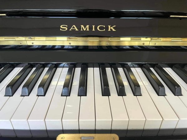 Samick SU121SF