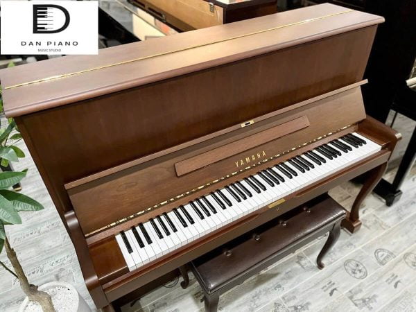 Đàn Piano Yamaha W110B