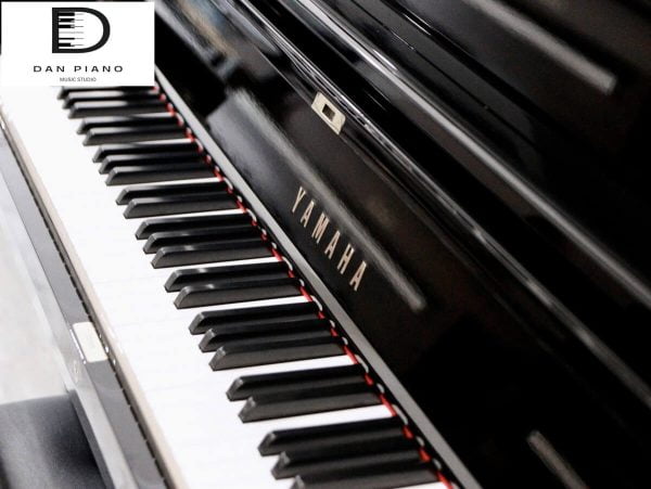 Đàn Piano Cơ Yamaha YUA