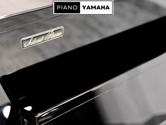 Yamaha U50SX