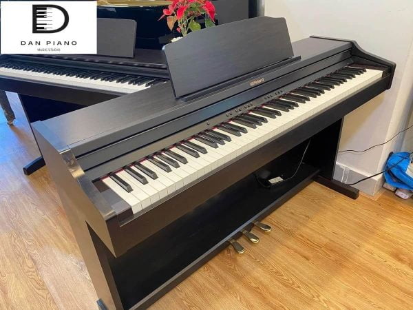 Đàn Piano Điện Roland RP501R