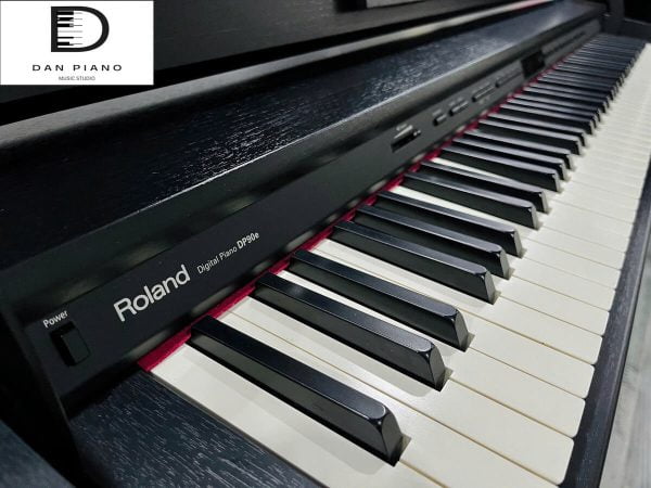 Roland DP90E