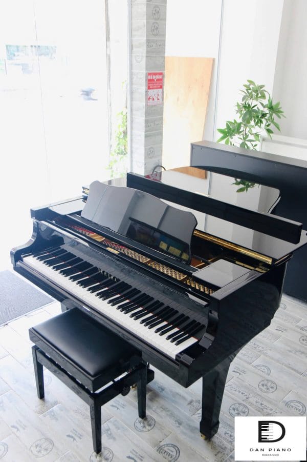 Grand Piano Yamaha C3B